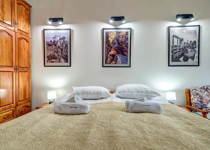 Forestside At Stream *